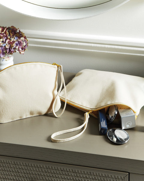 W820 Westford Mill EarthAware™ Organic Spring Wristlet