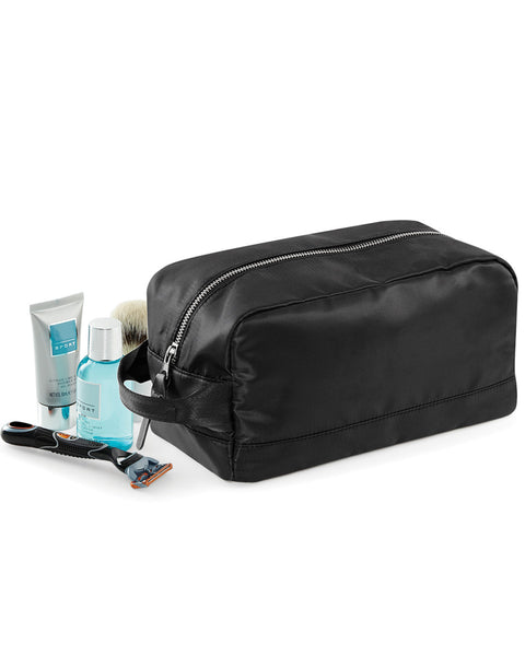 BG861 Bagbase Onyx Wash Bag