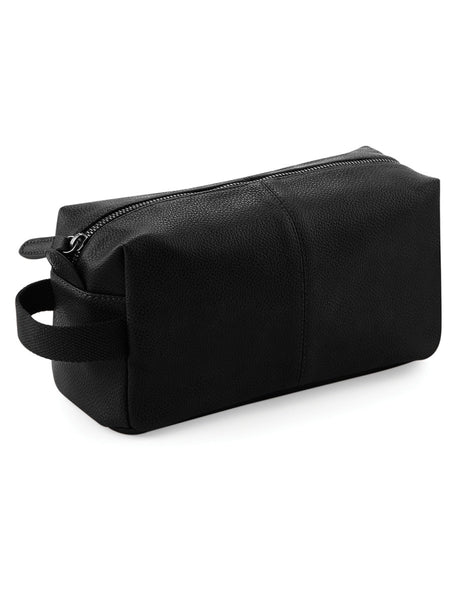 QD879 Quadra NuHide™ Washbag