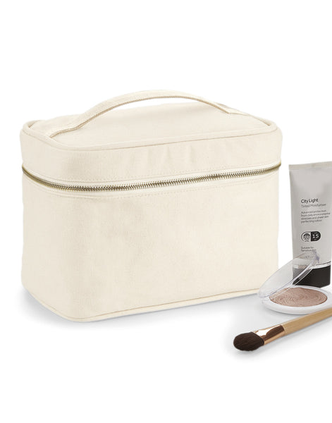 W558 Westford Mill Canvas Vanity Case